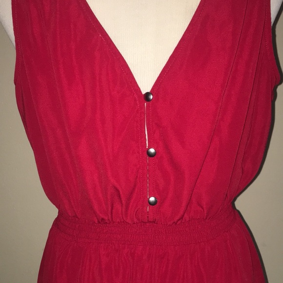 Red romper - Picture 6 of 7